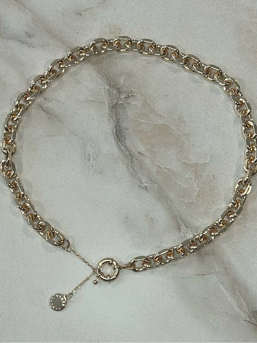 Vince Camuto Gold Toned Chain Link Choker Necklace with Toggle Clasp - Picture 2 of 3
